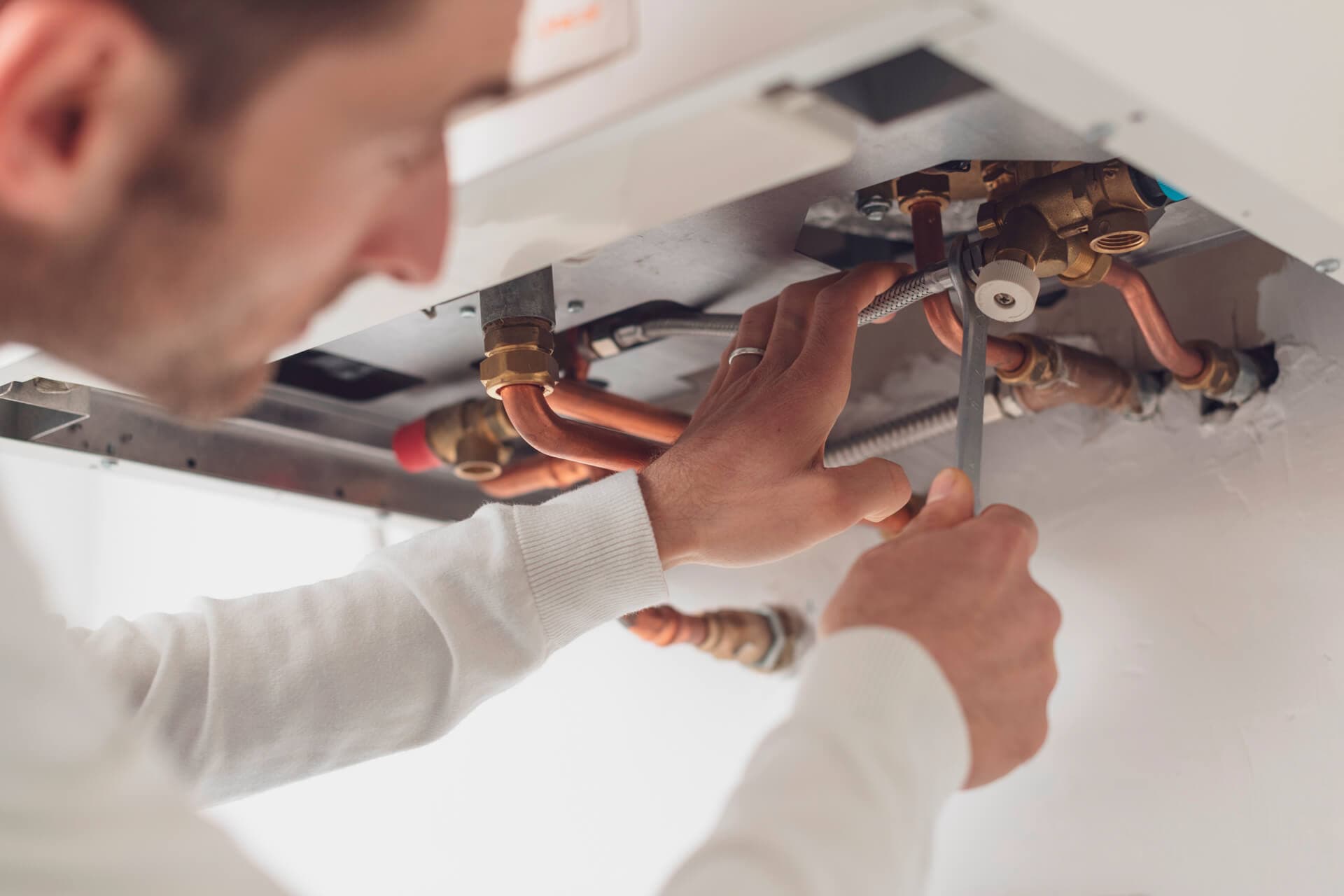 Asistencia en electricidad, calefacción, fontanería y climatización